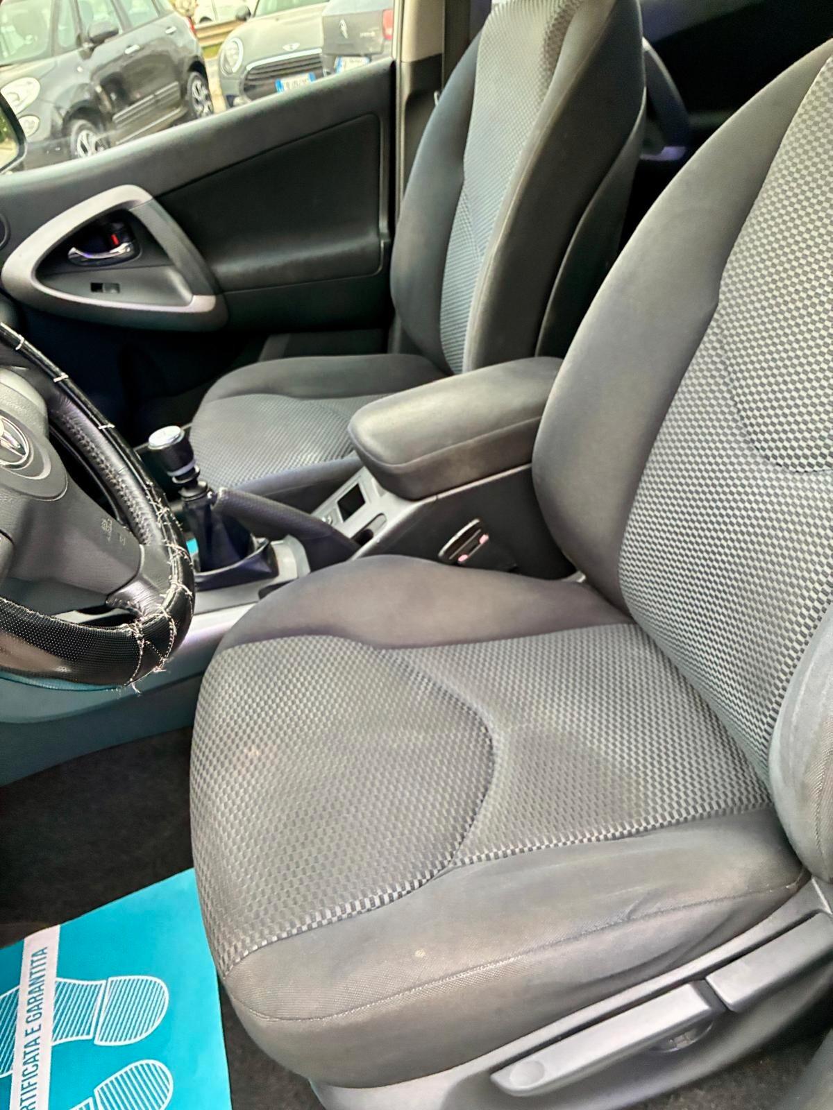 Toyota RAV 4 RAV4 2.2 D-4D 136 CV DPF Luxury