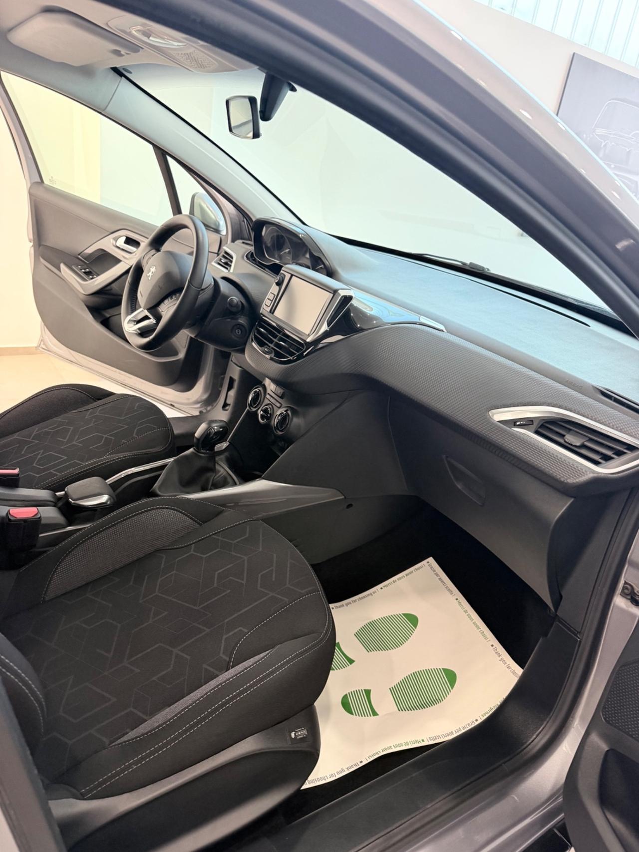Peugeot 2008 PureTech 82 Allure