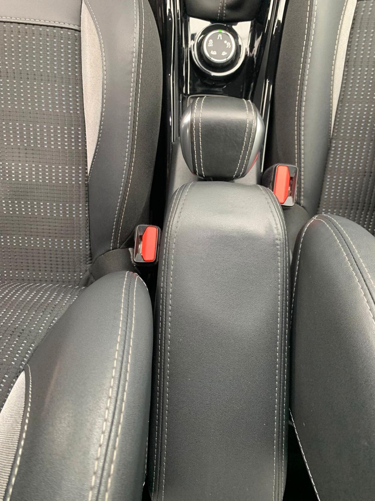 Peugeot 2008 BlueHDi 120 S&S Allure