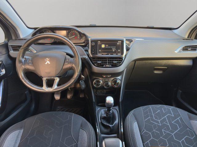 PEUGEOT 2008 1.2 t. Allure 110 cv