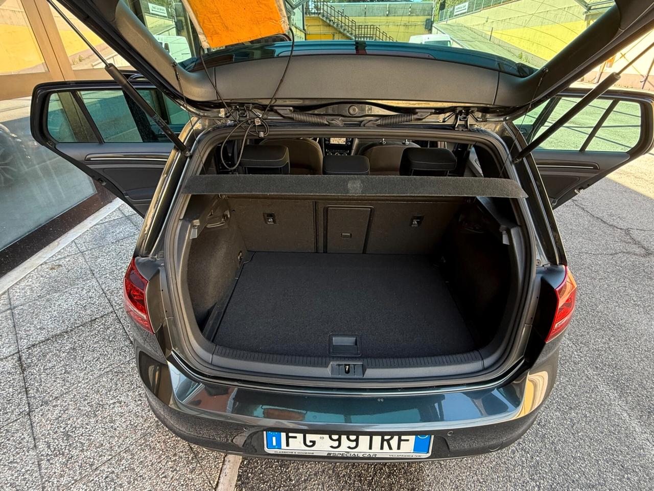 Volkswagen Golf GTD 2.0 TDI DSG 5p. 184cv ""MOLTO BELLA ED EFFICIENTE""