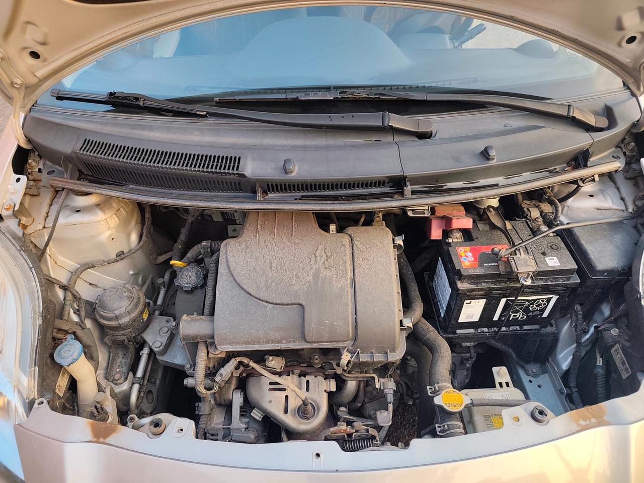 Toyota Yaris 1.0 benzina euro 4 neopatentati