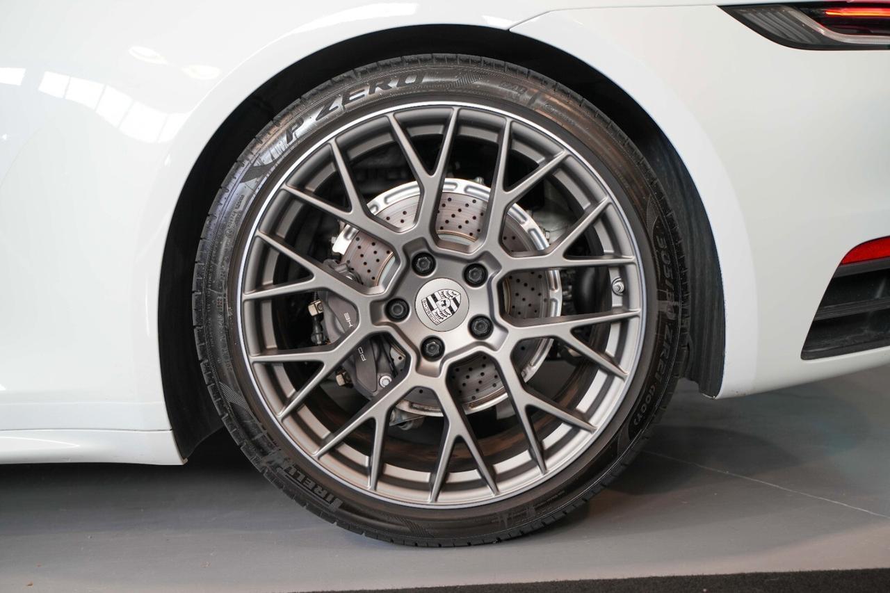 Porsche 911 992 Targa 4 BOSE/14-VIE/PELLECLUB