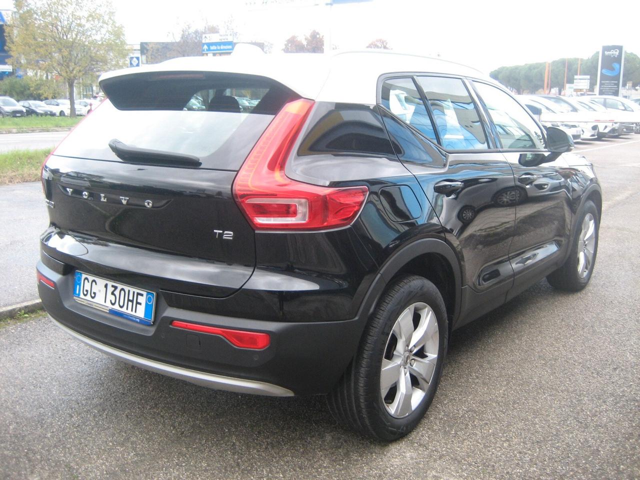 Volvo XC40 T2 Momentum