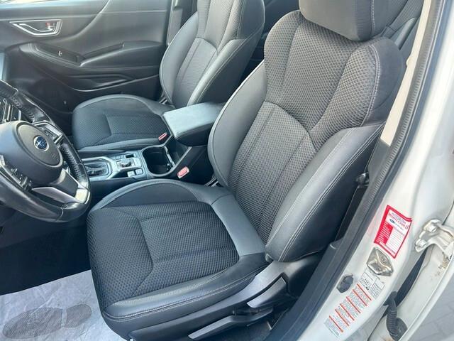Subaru Forester 2.0 e-Boxer CVT Lineartronic FREE