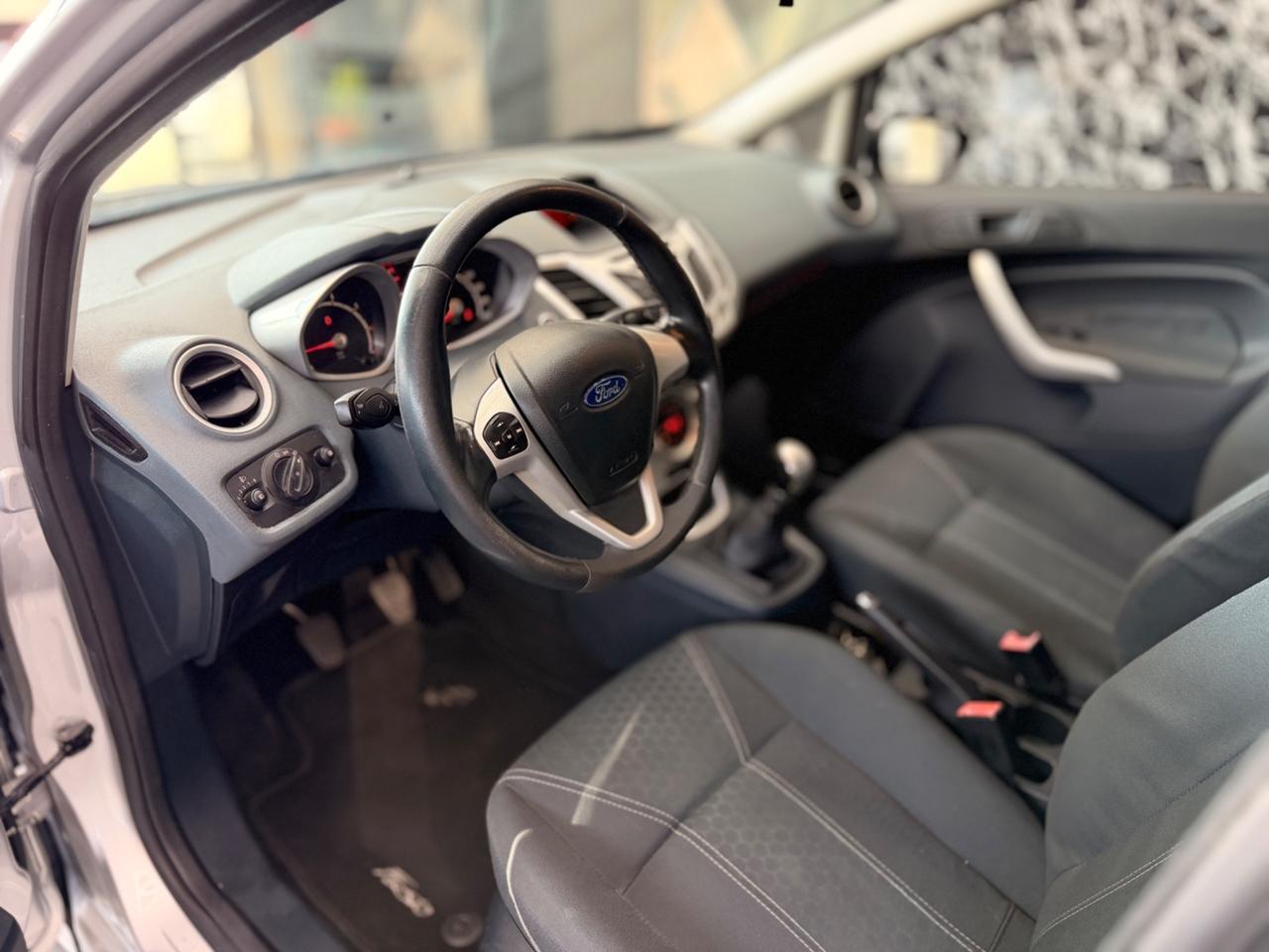 Ford Fiesta 1.2 82 CV 5 porte Titanium