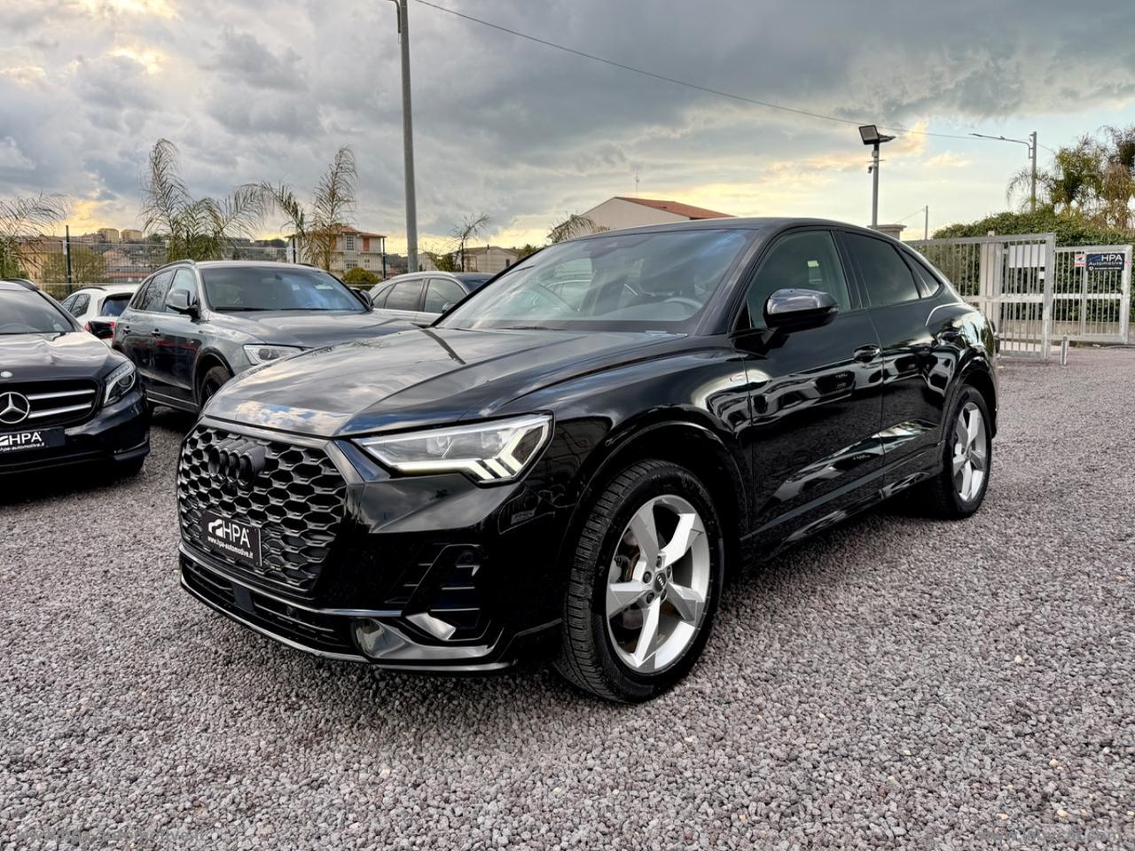 AUDI Q3 SPORTBACK 2.0TDI S-line NAVI FULL LED RETROCAMERA 360