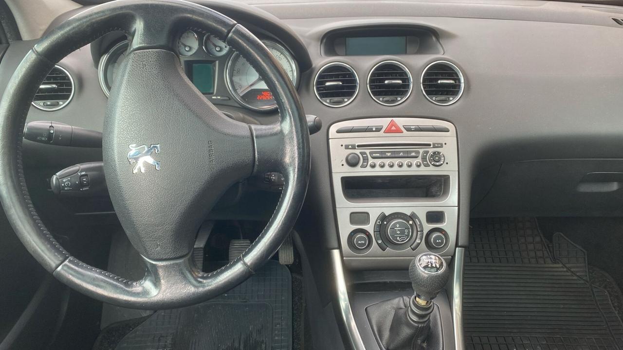 Peugeot 308 1.6 110 CV TD