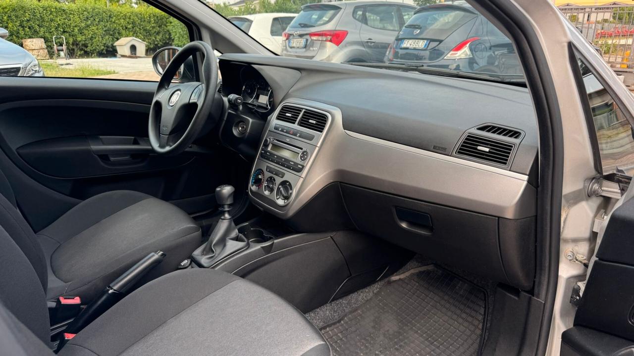 Fiat Punto 1.2 8V 5 porte Street