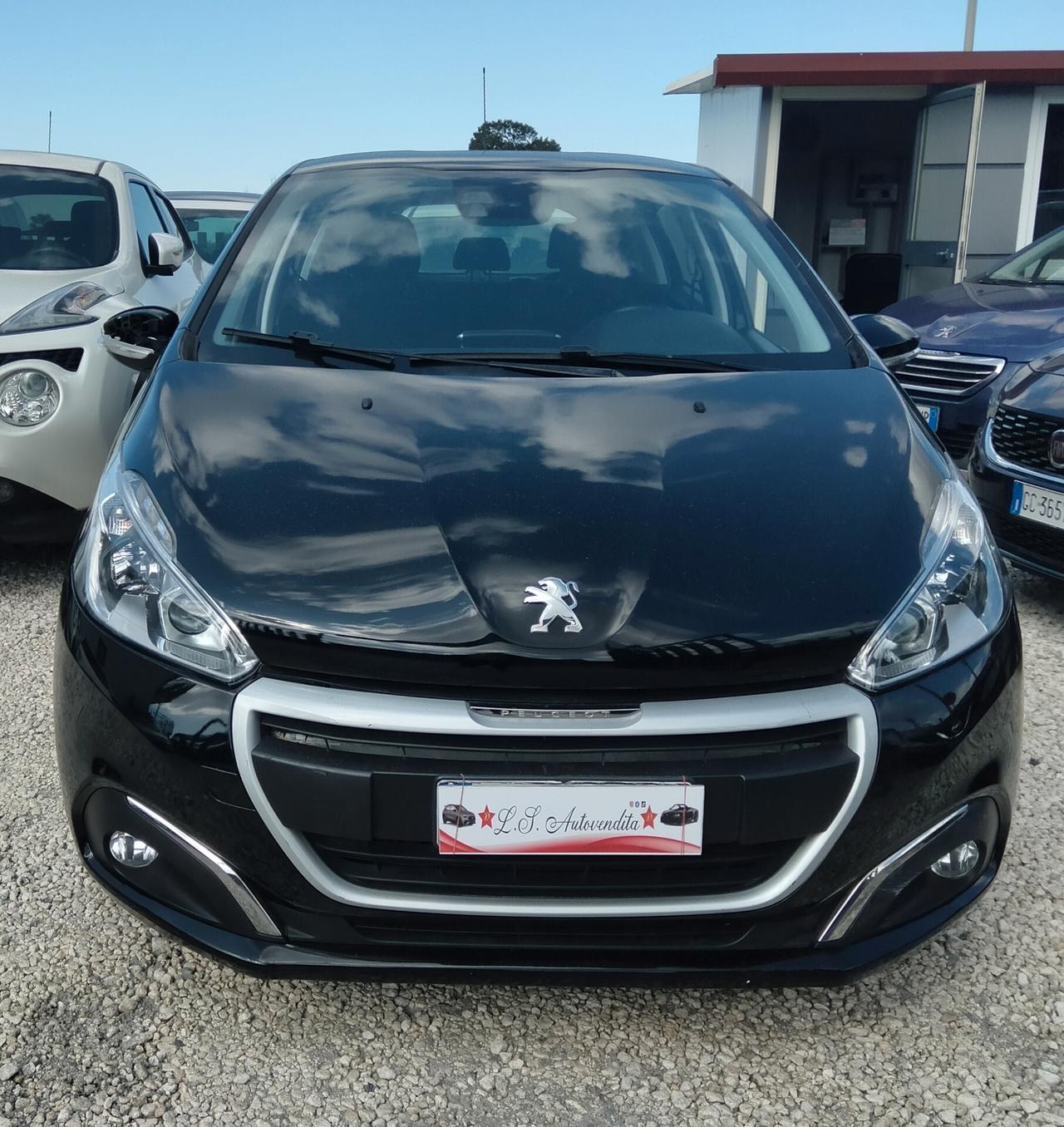 Peugeot 208 BlueHDi 75 5 porte Allure