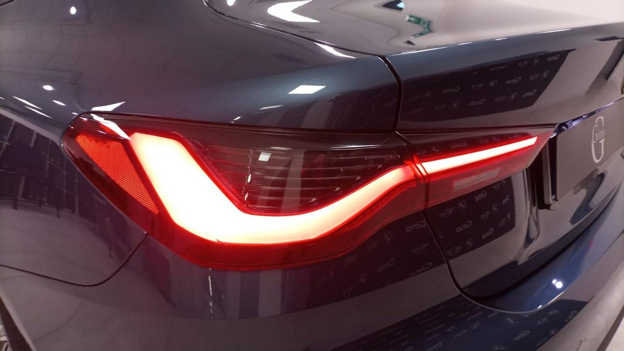 BMW Serie 4 G22 2020 Coupe - 430d Coupe mhev 48V xdrive Sport auto