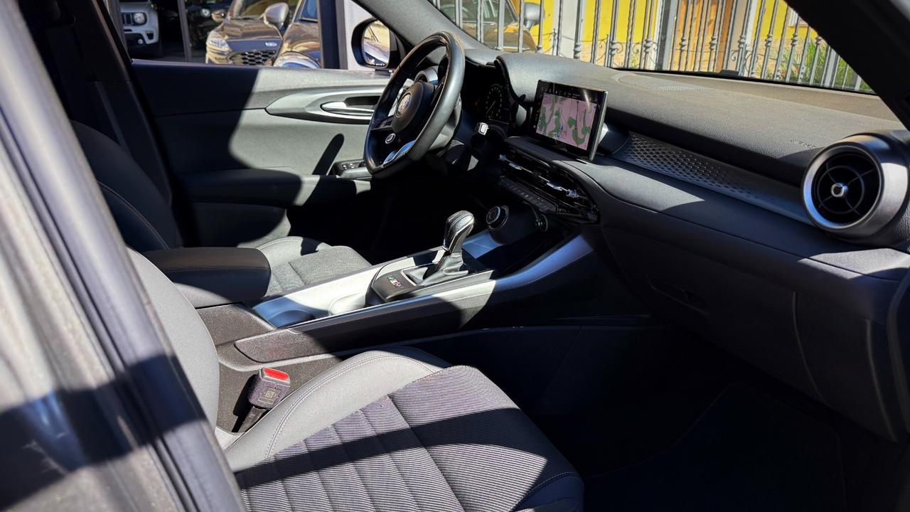 Alfa Romeo Tonale 1.6 Mjt TCT6 Sprint - 2023