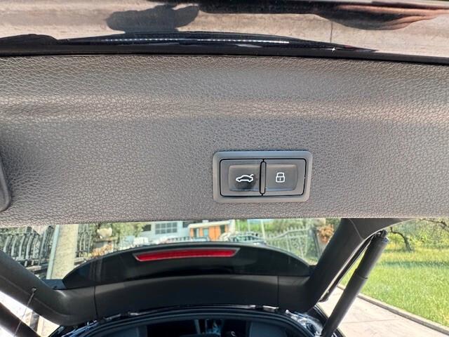 Audi Q3 sportback 40 TDI quattro S tronic S line identity black
