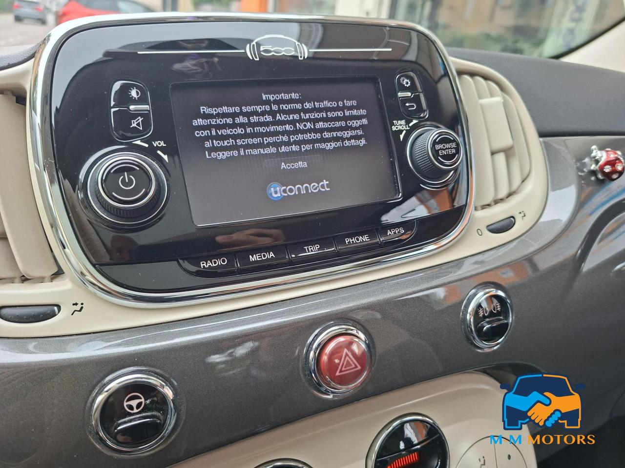 FIAT 500 lounge neo patentati