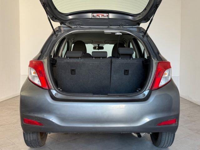 TOYOTA Yaris 1.0 5P Lounge