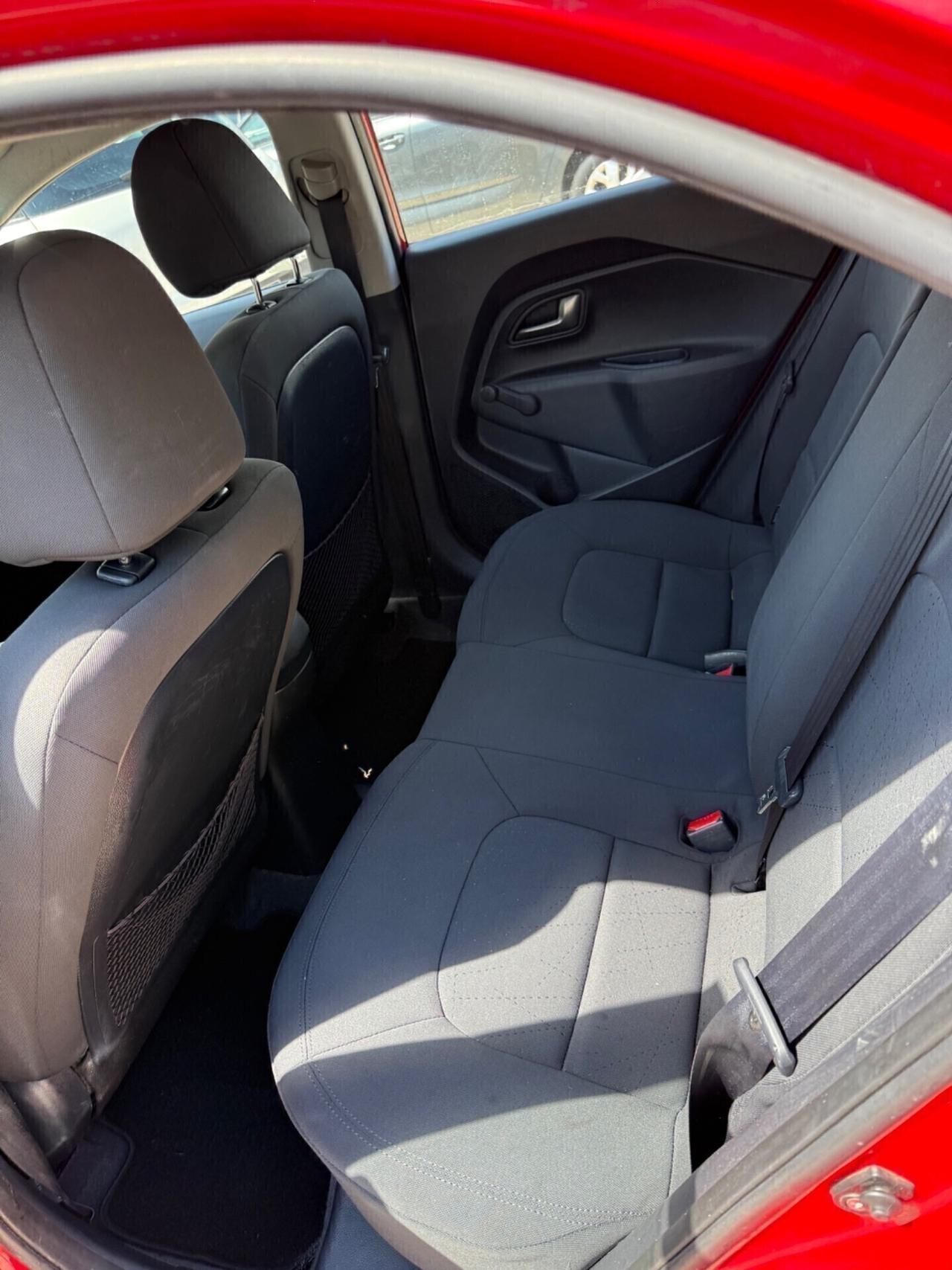 Kia Rio 1.2cc 5p. Km certificati neopatentati