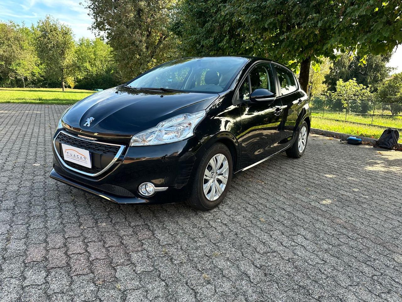 Peugeot 208 Allure 1.4 95 VTI #6873