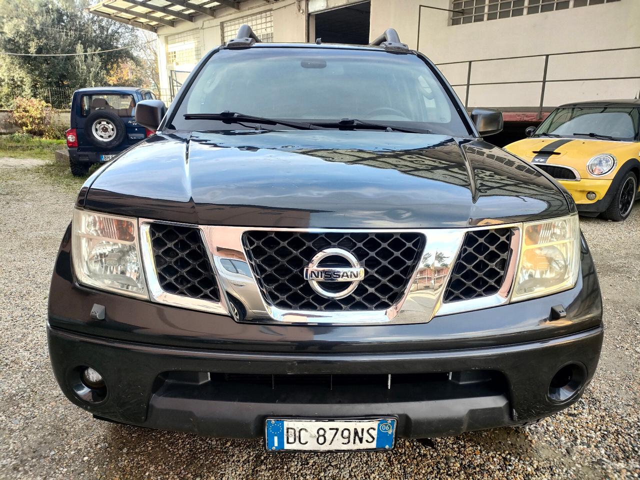 Nissan Navara 2.5 dCi 4p Double Cab LE