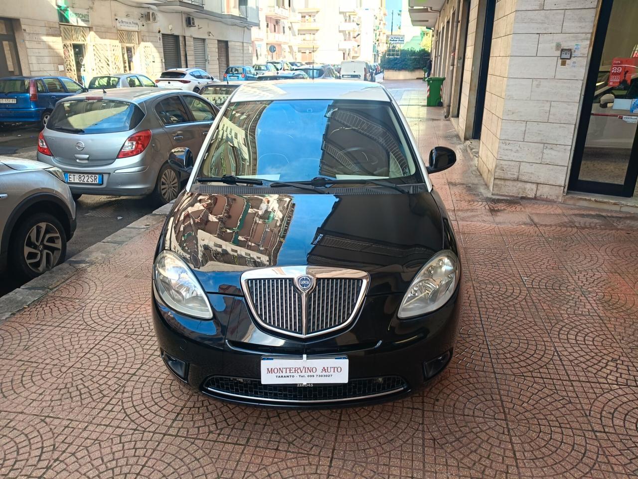 Lancia Ypsilon 1.2 Elle-Bicolor-BELLISSIMA-Euro4790-