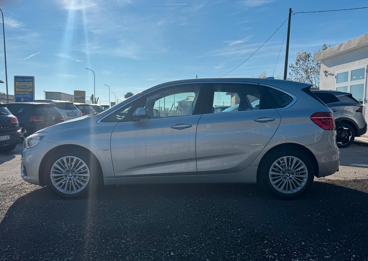 Bmw 2er Active Tourer 218d Luxury