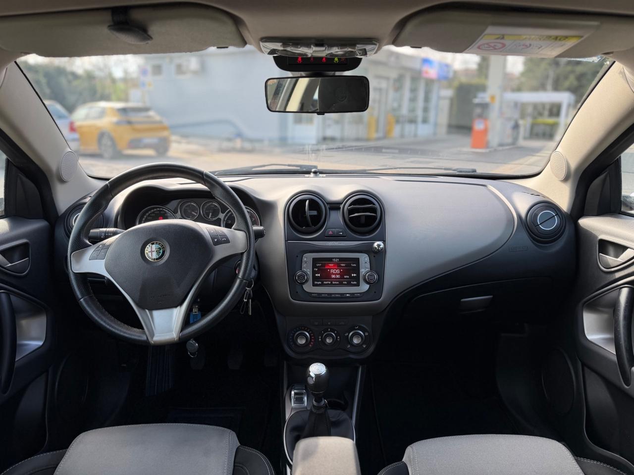 Alfa Romeo MiTo 0.9 T 105 CV TwinAir S&S Distinctive