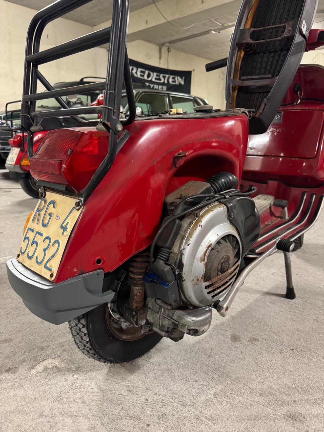 Piaggio Vespa 200 PX Arcobaleno Conservato