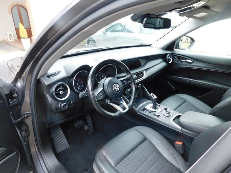 Alfa Romeo Stelvio 2.2 Td full optional