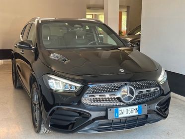 Mercedes-benz GLA 180 AMG Line Premium 15.000KM PARI NUOVO