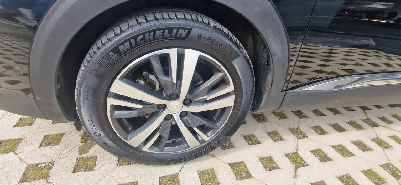 Peugeot 3008 1.5 diesel 130cv AUTOMATICA ANNO 09/23 ALLURE ITALIANA