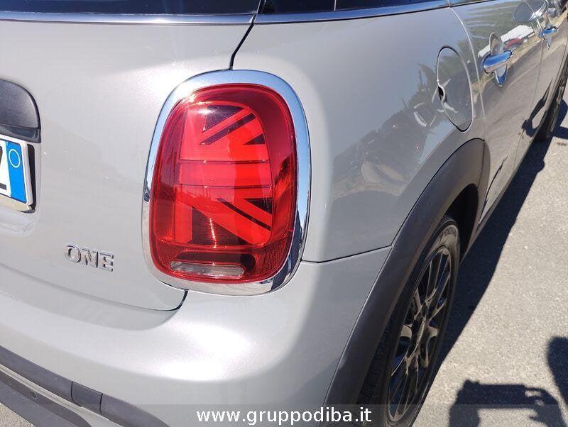 MINI Mini 5 porte Mini F55 2021 5p Mini 5p 1.5 One Camden 102cv auto