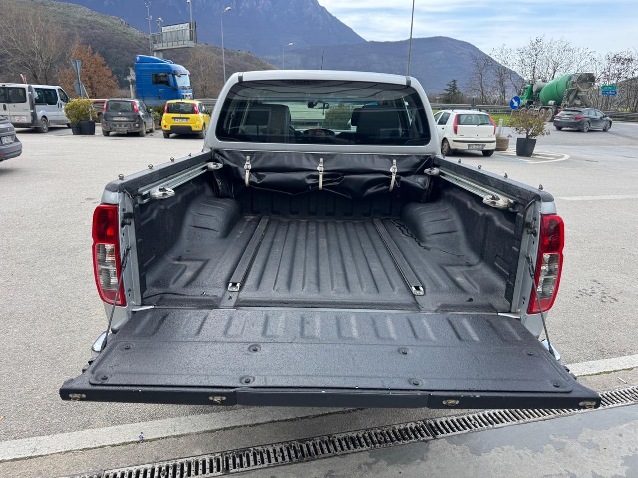 Nissan Navara 2.5 dCi 190CV 4 porte Double Cab Platinum