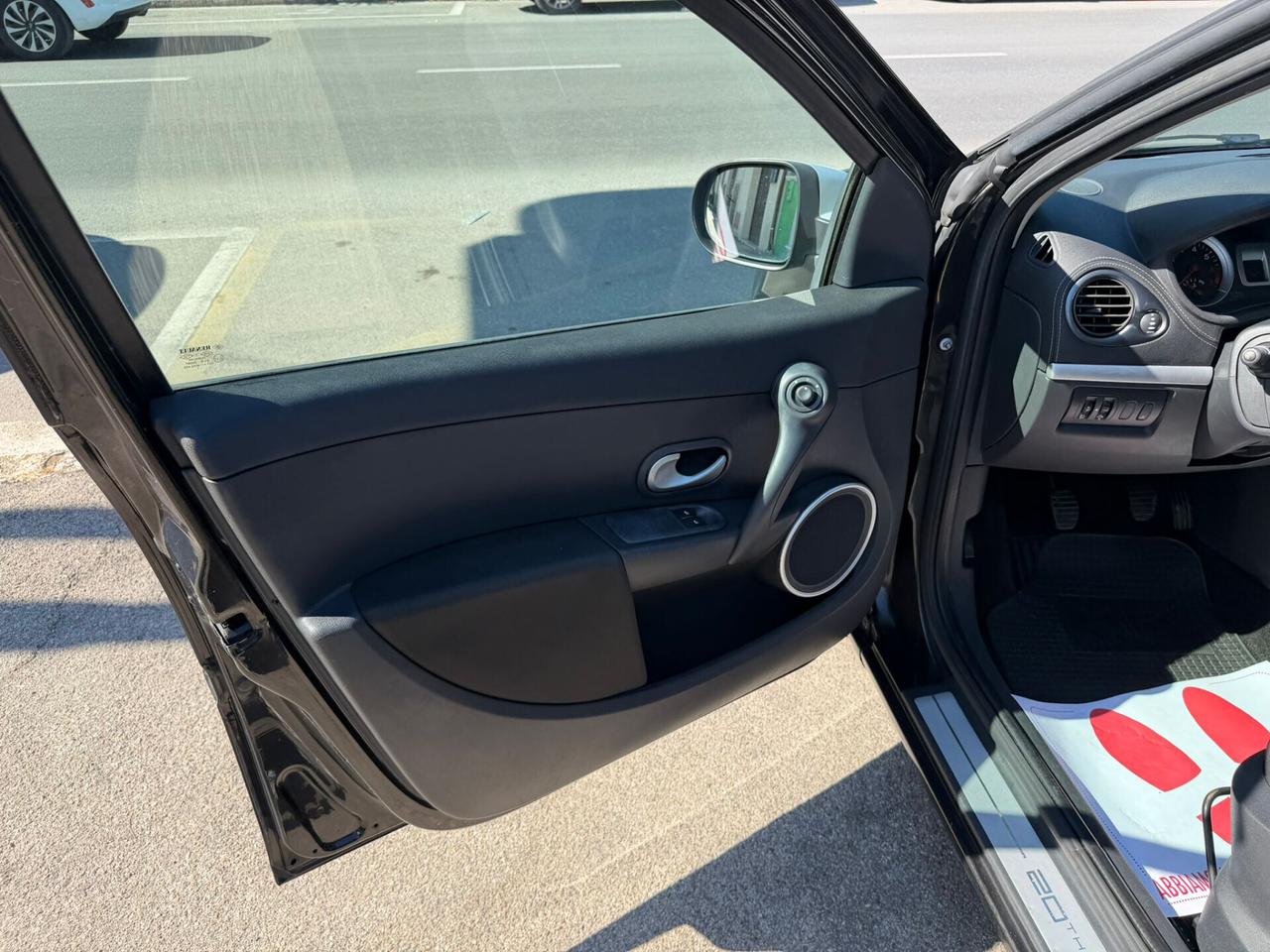 Renault Clio 1.2 16V 5 porte Dynamique