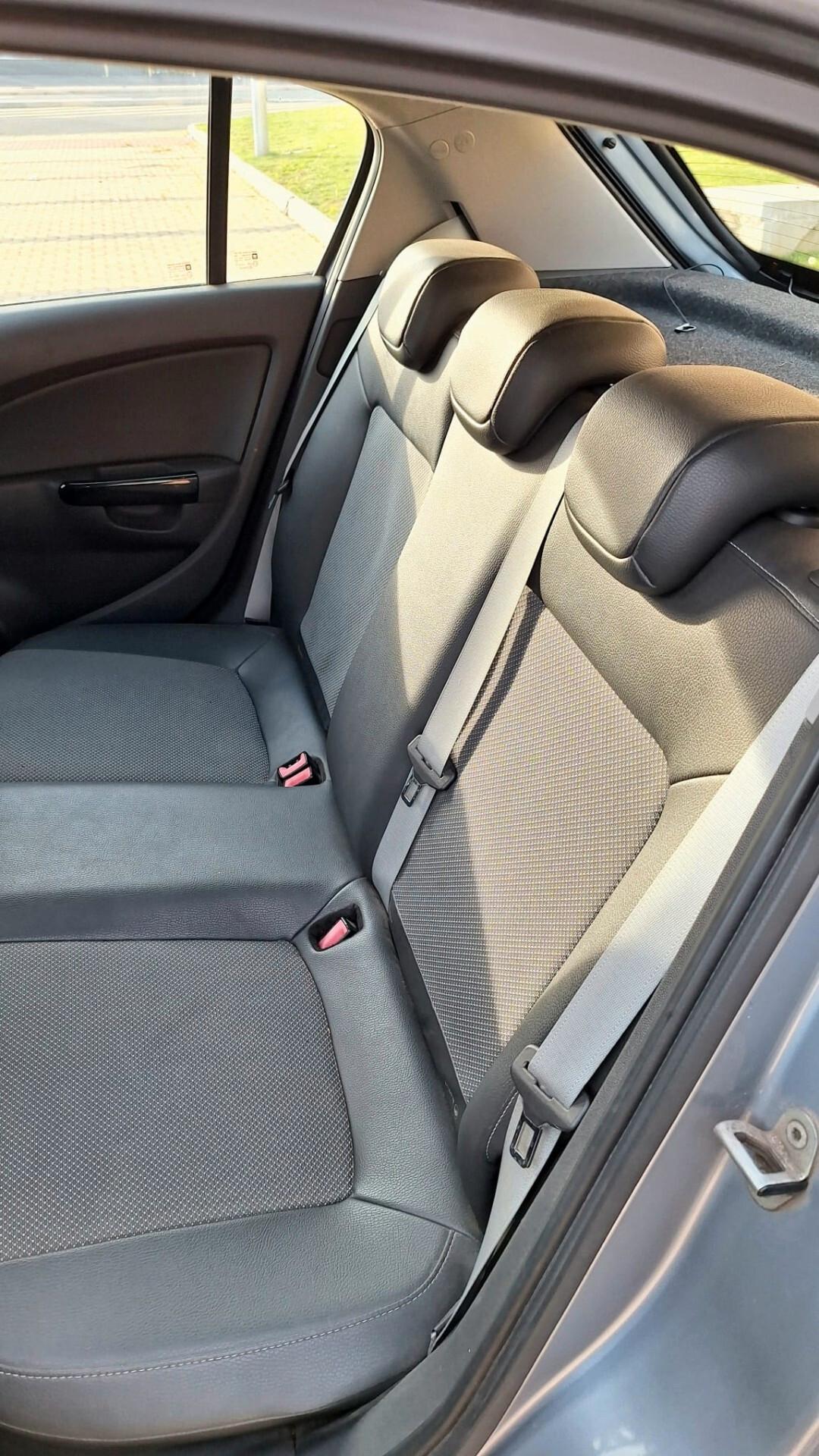 Opel Corsa 1.2 Benzina 5 porte Club