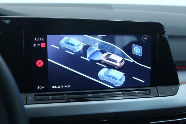 VOLKSWAGEN Golf 2.0 TDI DSG SCR Life / Neopatentati