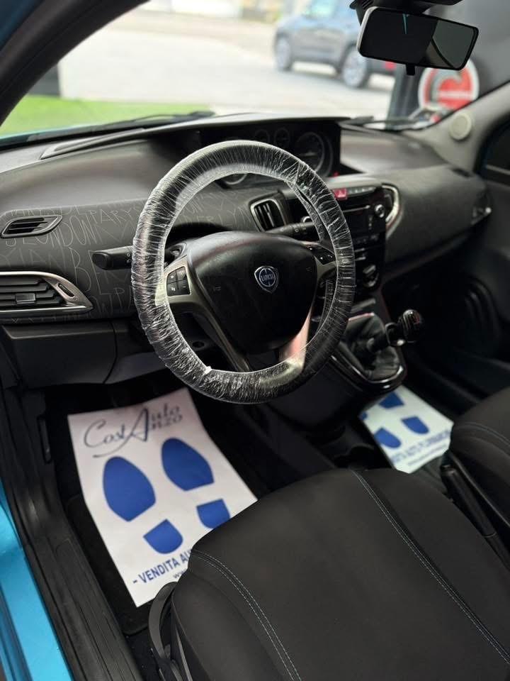 Lancia Ypsilon 0.9 Ben/Metano 84 cv Elefantino 12/2013