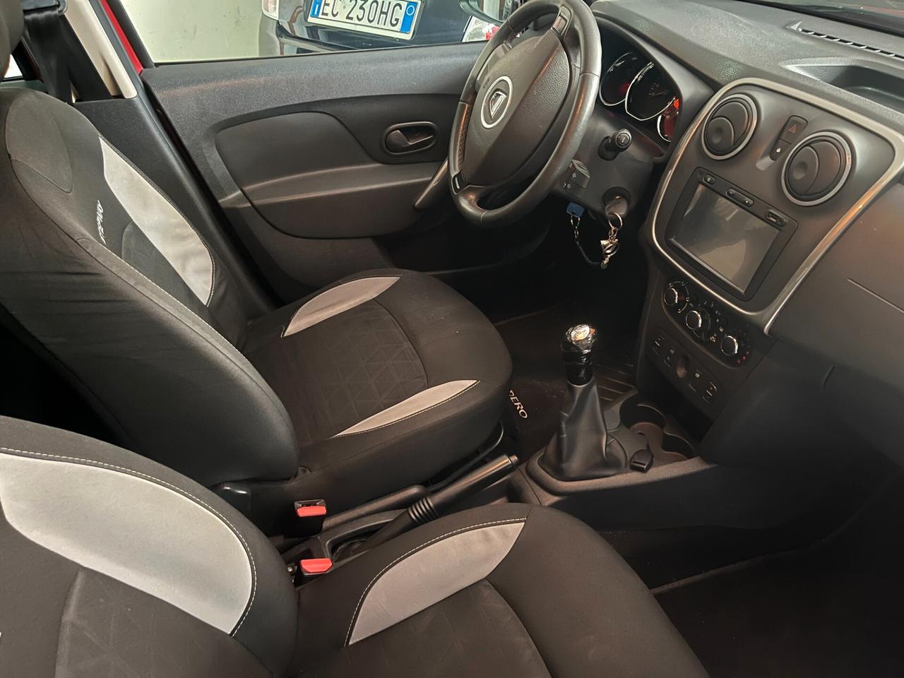 OTTIMA  Dacia Sandero SteapWay 1.5DCI 90CV Navi/Tauch/Usb/Aux