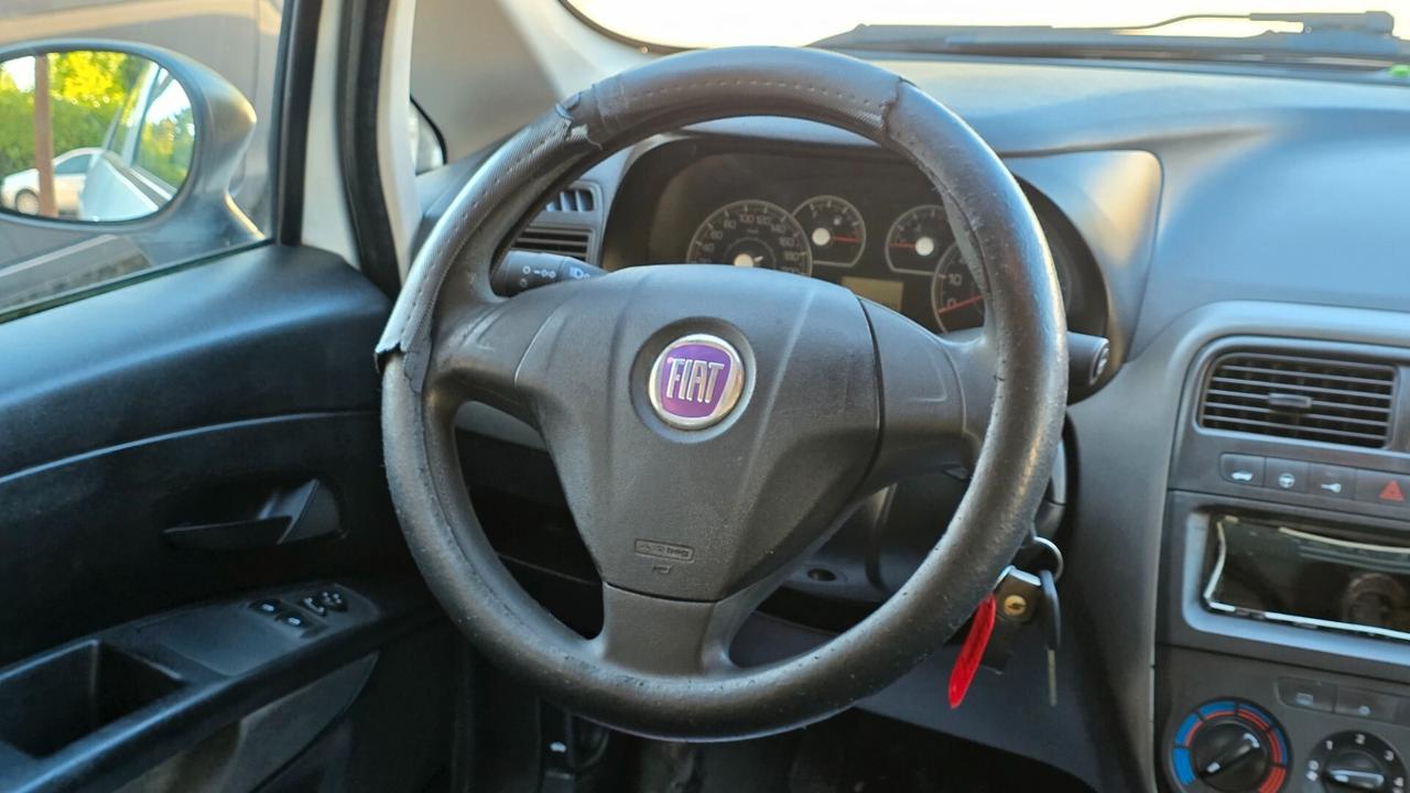 Fiat Grande Punto 1.3 MJT 75 CV 5