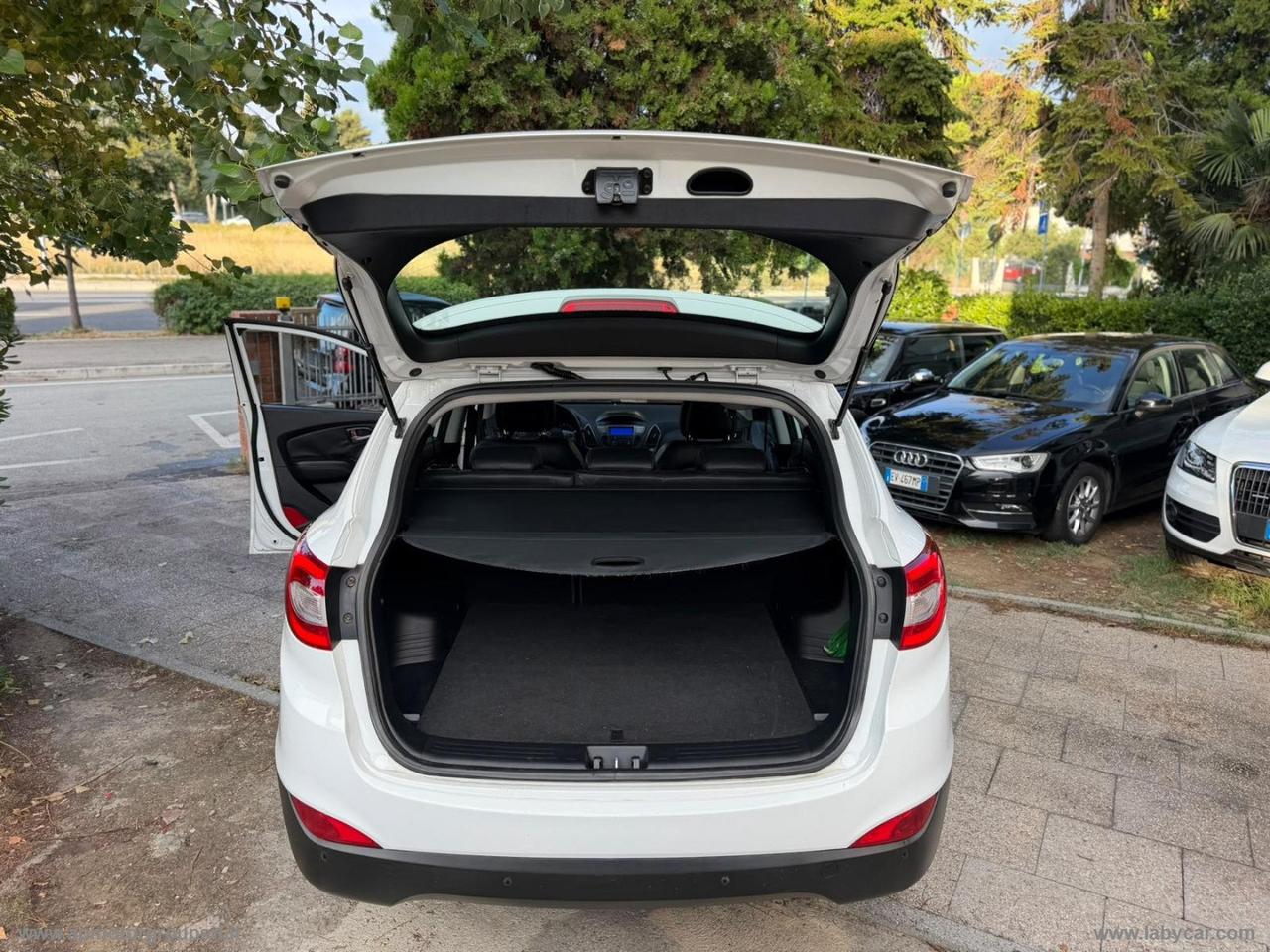 HYUNDAI ix35 1.7 CRDi Xpossible