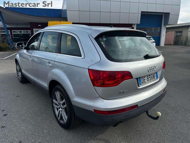 AUDI Q7 Q7 I 2006 3.0 V6 tdi quattro tiptronic DE836NF