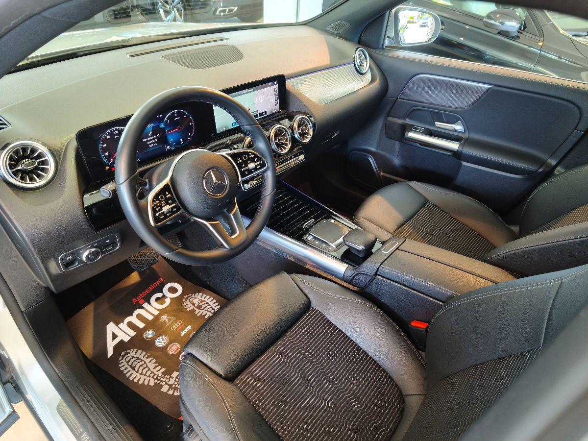 MERCEDES Classe GLA 200 d Automatic Sport Plus Luci/Led/Cokpit