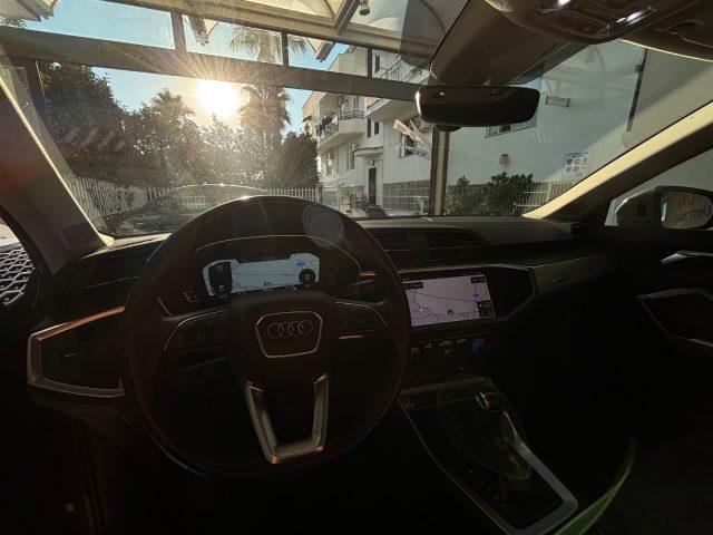 AUDI Q3 35 TDI quattro S tronic S line edition