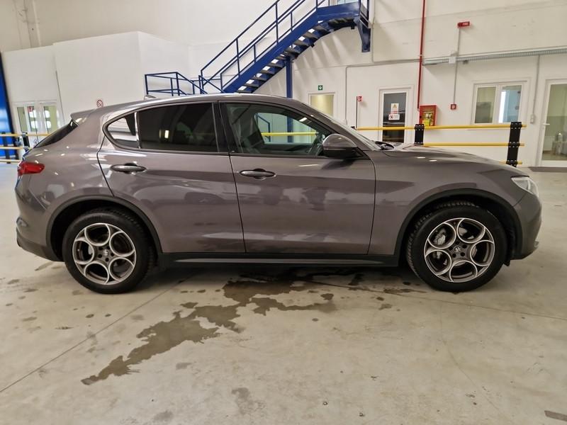 ALFA ROMEO STELVIO 2.2 TD 190 CV SPRINT AT8 Q4 SUV