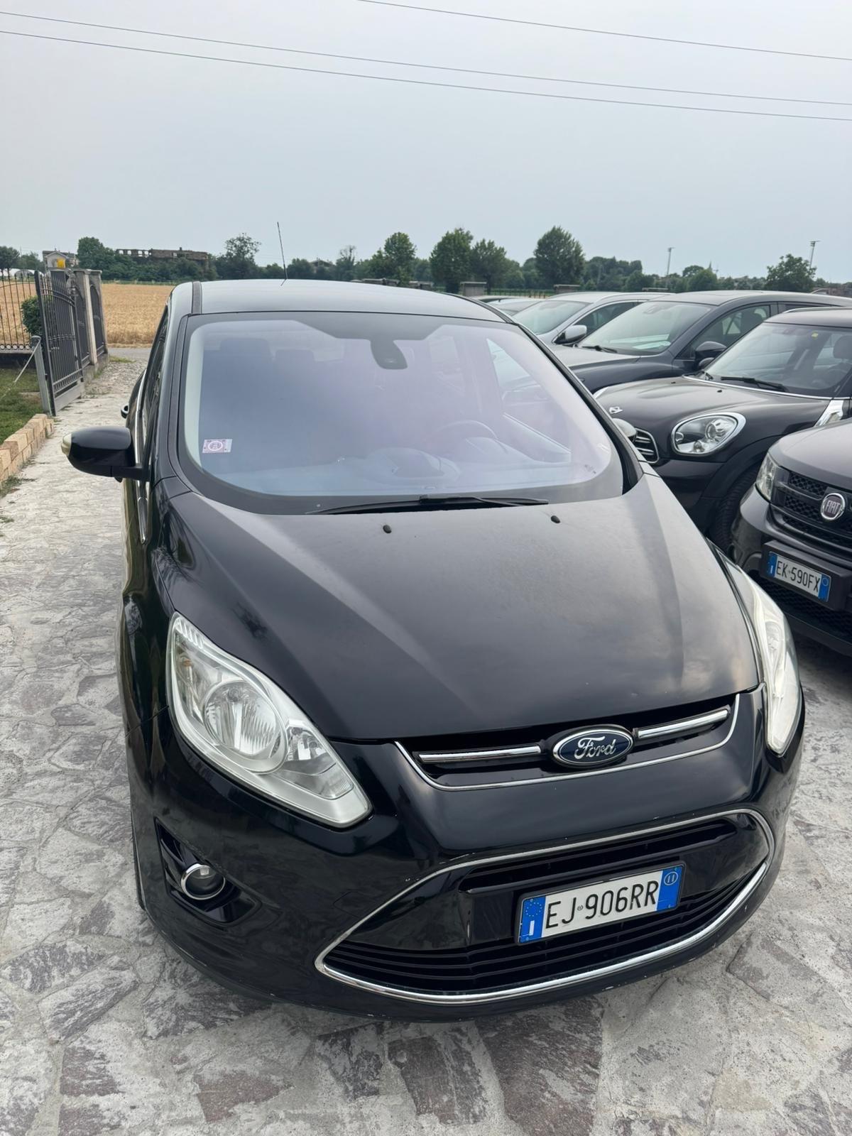 Ford C-Max 1.6 TDCi 115CV Titanium neopatentati