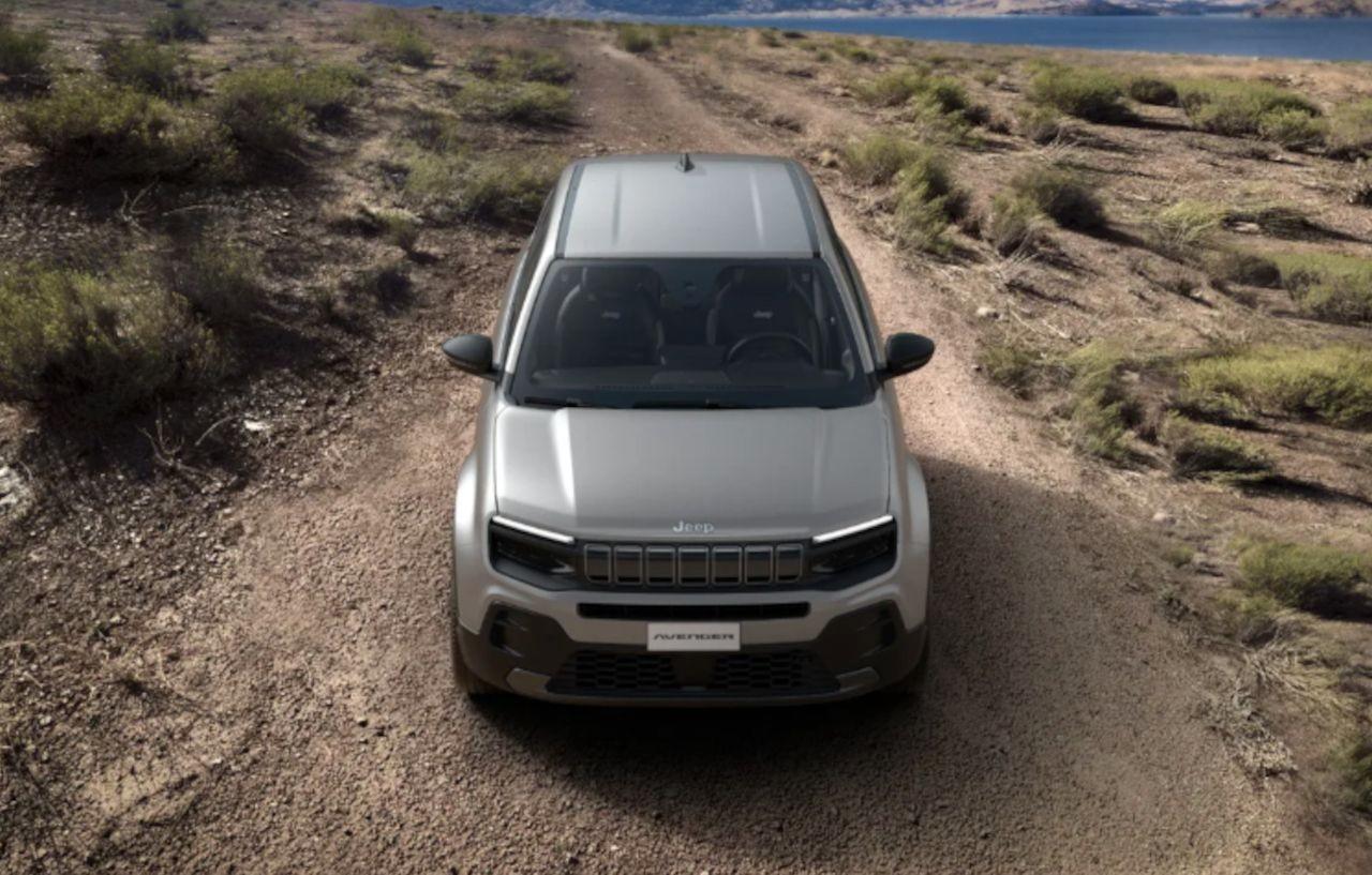 JEEP Avenger E-Hybrid Avenger Longitude 1.2 110cv Dct Mhev