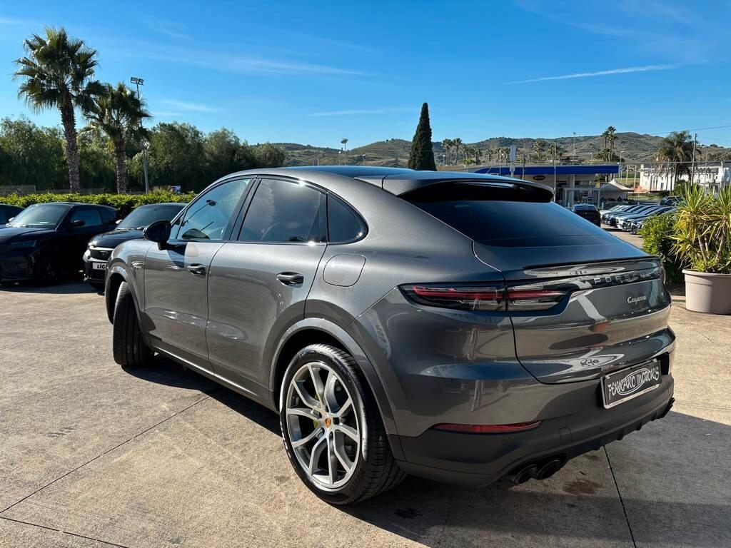 Porsche Cayenne 3.0 E-Hybrid 2022/solo 87.000 KM IVA ESPOSTA Tua a soli 759 Euro al mese
