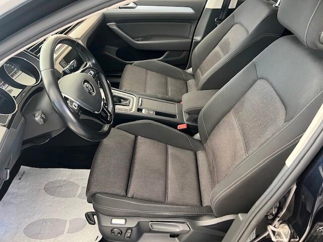 PASSAT VARIANT 2.0 TDI 150CV BUSINESS DSG 83.000KM UNICO PROPRIETARIO TAGLIANDI CERTIFICATI