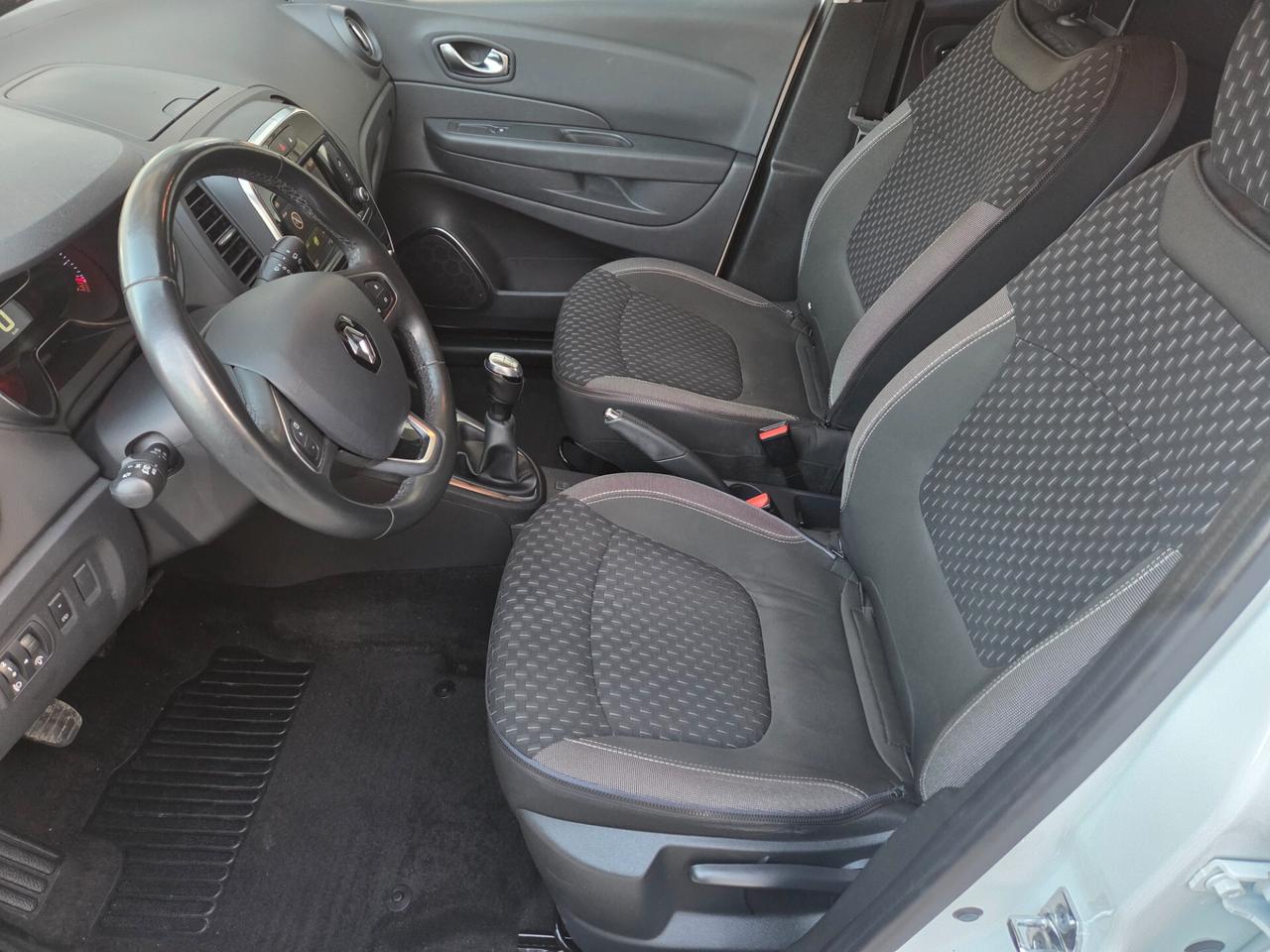 RENAULT CAPTUR 1.5 DCI FULL LED SOLI KM 90000 CERTIF