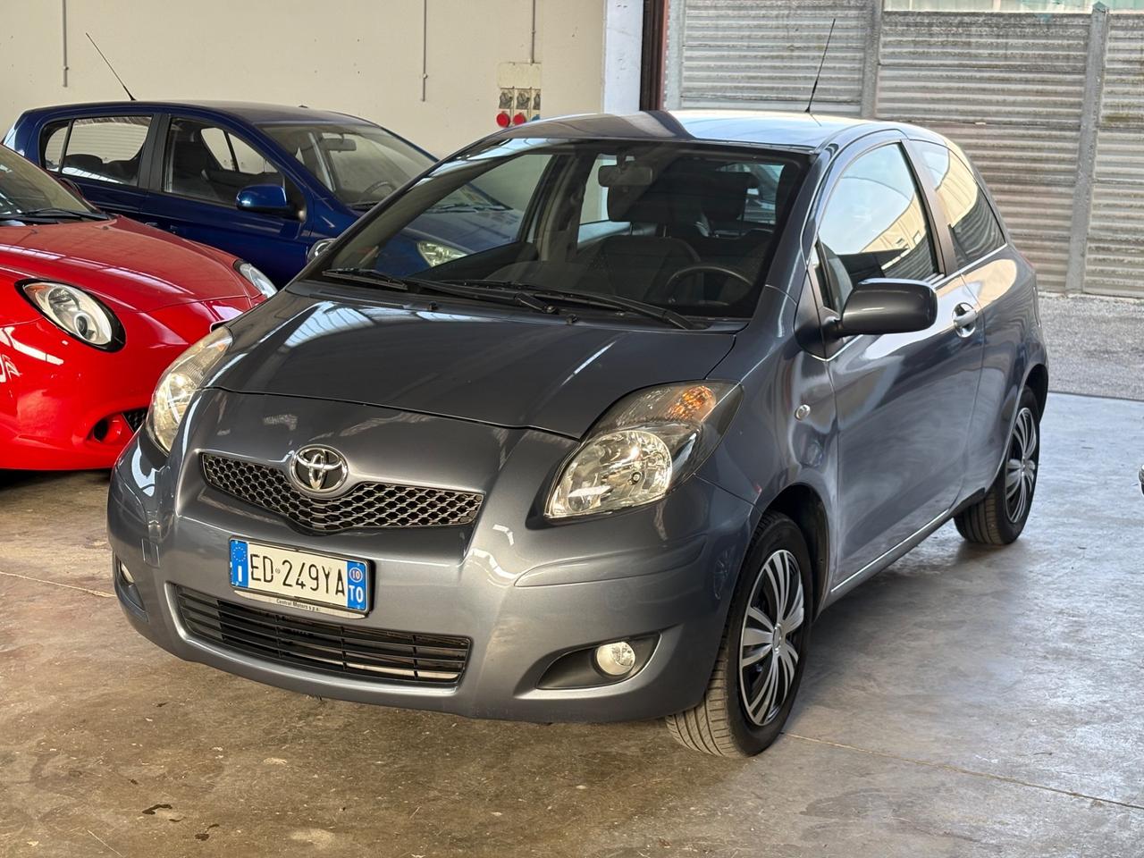 Toyota Yaris 1.0 5 porte Sol GPL