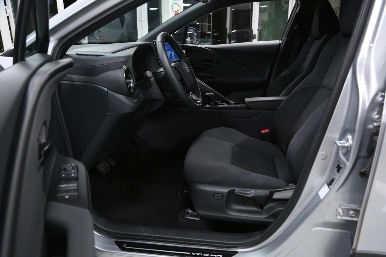Toyota C-HR 1.8 HEV Trend E-CVT_2025