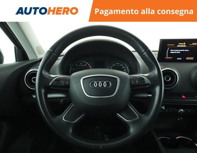 AUDI A3 SPB 1.2 TFSI 110 CV Attraction